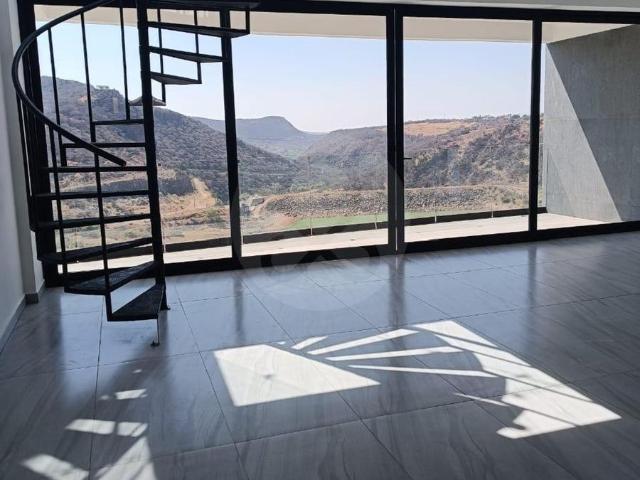 PH en venta. Ca?adas del Lago 1