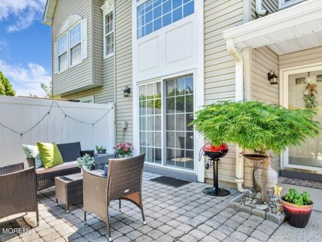Phoenix Ct, Tinton Falls, Condo For Sale