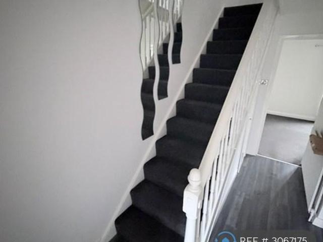 Phoenix Place, Newton Aycliffe, DL5 3 bed terraced house to rent £775 pcm £179 pw