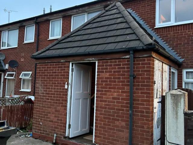 Phoenix Rise, Wednesbury WS10, 2 bed flat to rent, £850 pcm | PrimeLocation