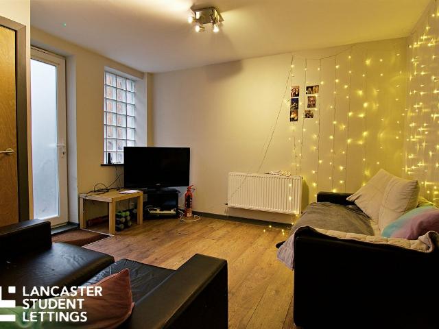Phoenix Street, Lancaster LA1, 6 bed shared accommodation to rent, £455 pppm | PrimeLocation