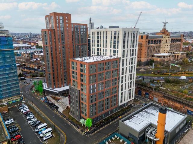 Phoenix, Saxton Lane, Leeds, LS9 1 bed apartment to rent £1,000 pcm £231 pw