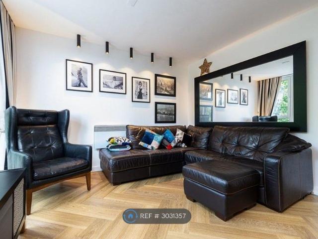 Phoenix Way, London SW18, 1 bed flat to rent, £2,100 pcm | PrimeLocation