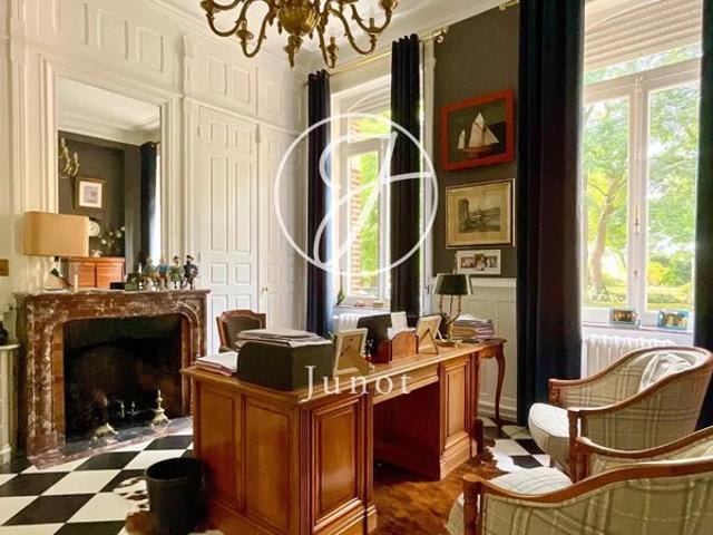 Phalempin Maison de maître à vendre 11 pièces 437m² 8 chambres Garage
