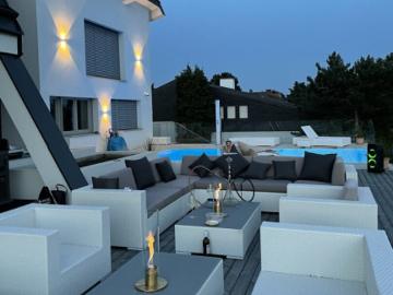 PHÄNOMENALE Villa mit traumhaftem Panorama, Klima, Pool, Sauna, Designermöbel, direkt in Oberpullendorf anzumieten!