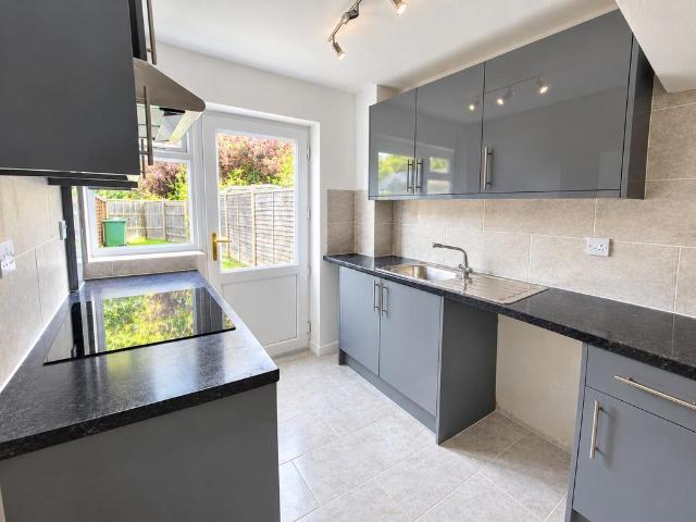 Pheasant Grove, PETERBOROUGH PE4 3 bed terraced house to rent £950 pcm £219 pw