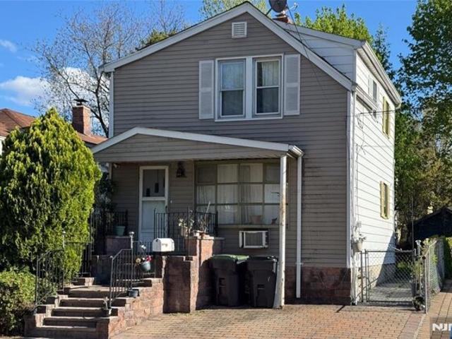 Phelps Ave, Bergenfield, Home For Sale