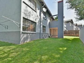 phenomenal 3 bedroom ground floor un.