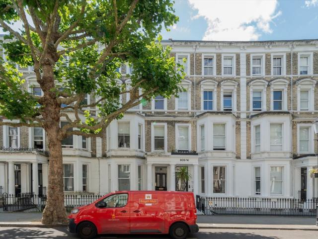 Philbeach Gardens, Earls Court SW5, 2 bed flat to rent, £2,600 pcm | PrimeLocation