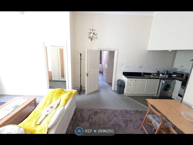 Philbeach Gardens, London SW5, 2 bed flat to rent, £2,730 pcm | PrimeLocation