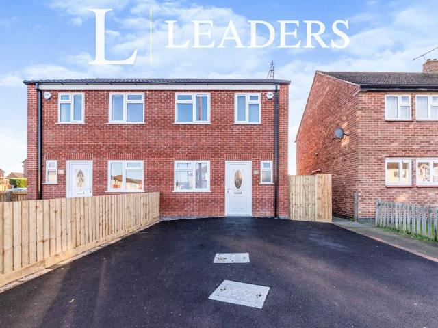Philip Road, NG24 3 bed semi detached house to rent £1,000 pcm £231 pw