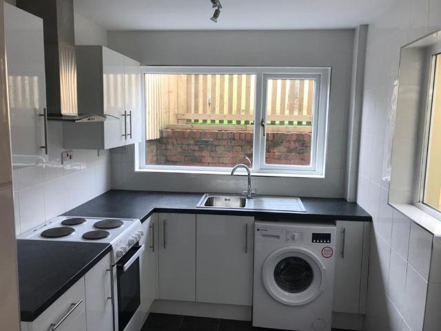 Phillip Street, Manselton, Swansea, SA5 9NL