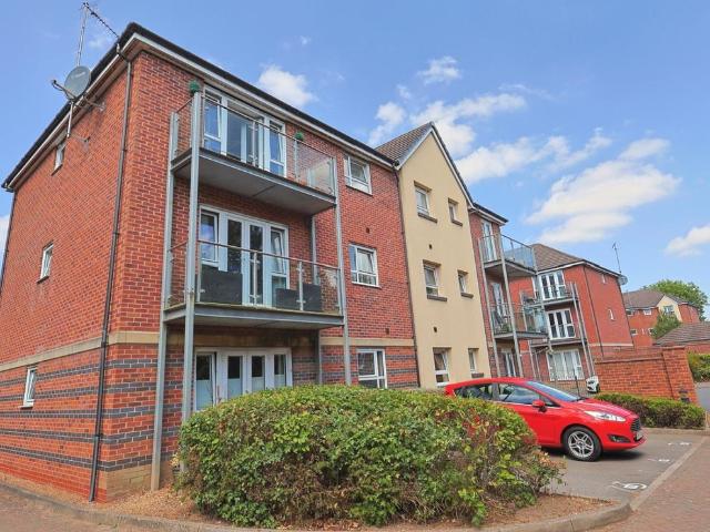Philmont Court, Coventry CV4, 2 bed flat to rent, £950 pcm | PrimeLocation