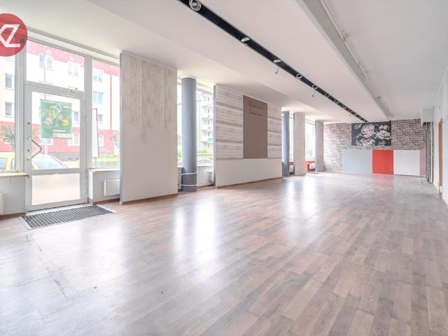 Przestronny lokal na wynajem w centrum Piły promocja!