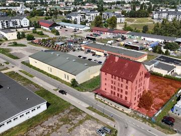 Inwestycyjny grunt z budynkiem 1662 m2 w Piła