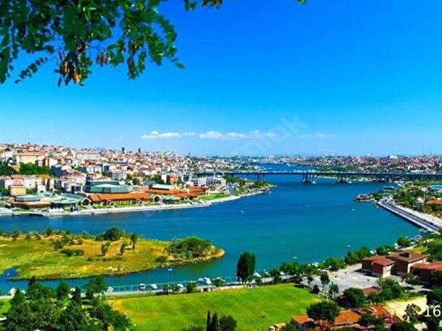PİER LOTİ'DE HALİÇ MANZARALI YENİ PROJEDE 1+1, 2+1, 3+1 DAİRELER