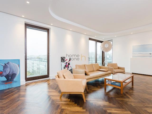 Piękny apartament z widokiem na park | CENTRUM