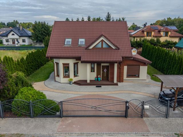 Piękny dom 106 m² z ogrodem, gotowy do wprowadzenia! polecam!