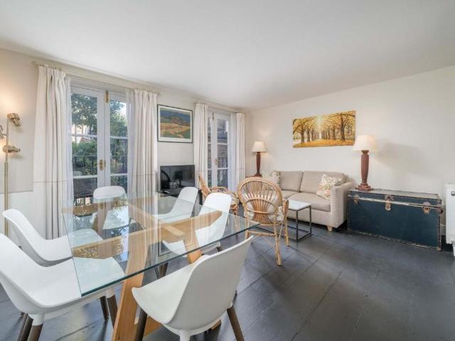 Pimlico SW1V, 2 bed flat to rent, £9,648 pcm | PrimeLocation
