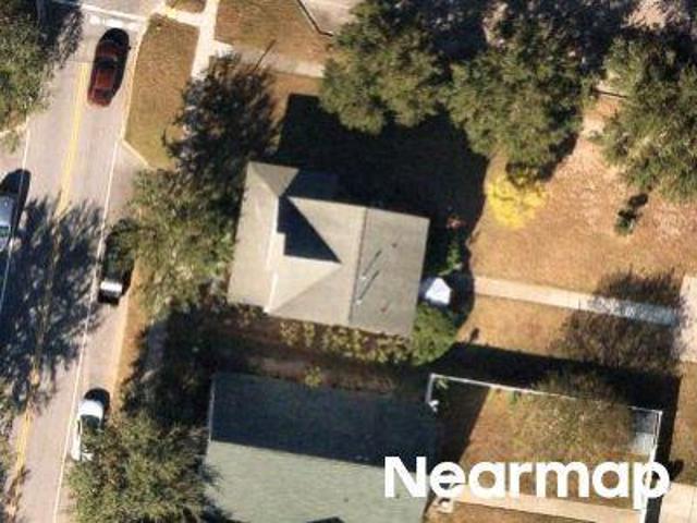 Pin Oak St