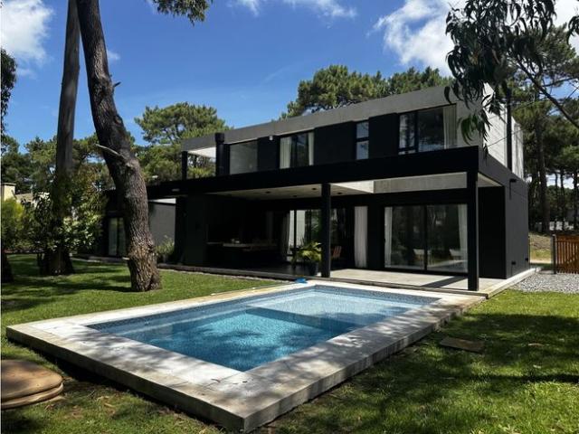 Pinamar, Provincia de Buenos Aires