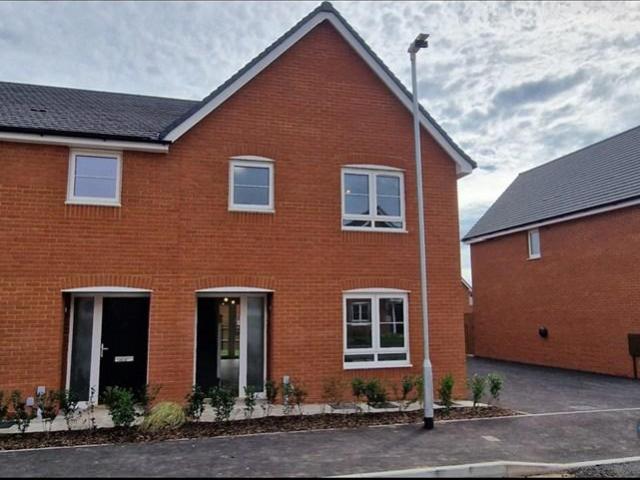Pincushion Avenue, Herne Bay, CT6 3 bed semi detached house to rent £1,800 pcm £415 pw