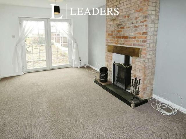 Pindale Avenue, Inkersall, Chesterfield, Derbyshire, S43