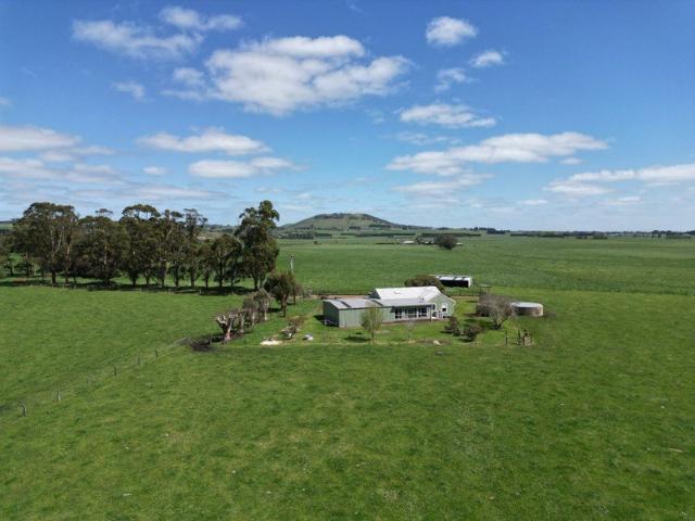 ' Pindari Park' Income Producing Lifestyle Property