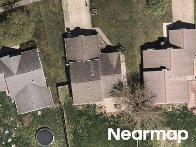 Pine Meadows Ln