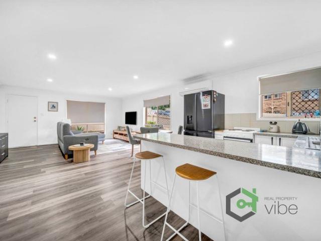 PINE COURT VILLAS LOW SET VILLA RENOVATED 2 BEDROOMS + STUDY OR 3rd BEDROOM