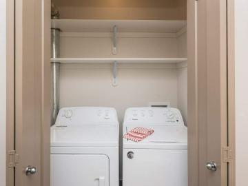 Pine Creek Manor 2 bed 1 bath [object Promise] for Rent