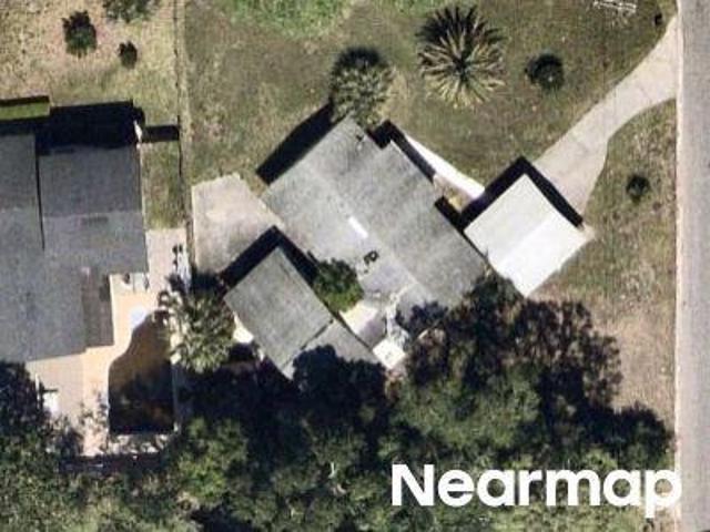 Pine Estates Rd E