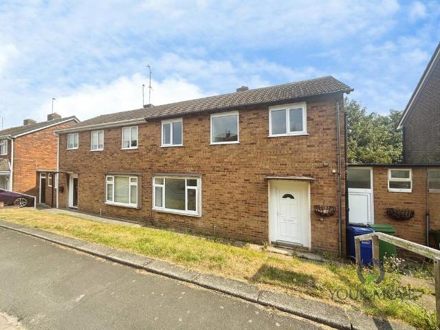 Pine Green, West Midlands DY1 3 bed semi detached house to rent £1,075 pcm £248 pw