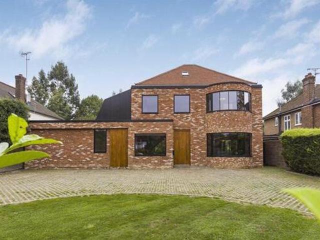 Pine Grove, Brookmans Park, 5 Bedroom Detached