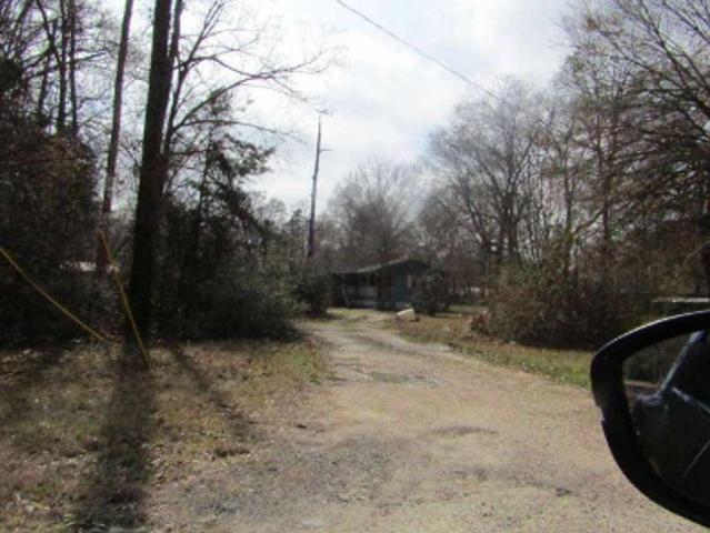 Pine Park Dr