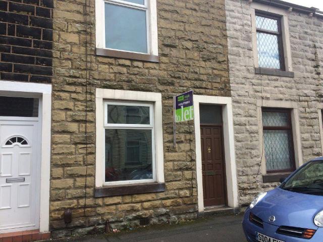 Pine Street, Nelson 2 bed terraced house to rent £495 pcm £114 pw