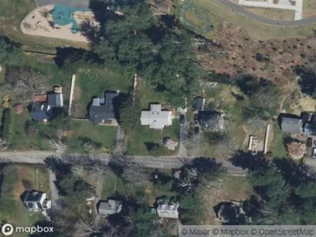 Pine Woods Ln