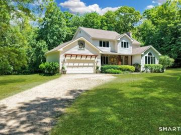 Pine Woods Rd, North Stonington, Home For Sale