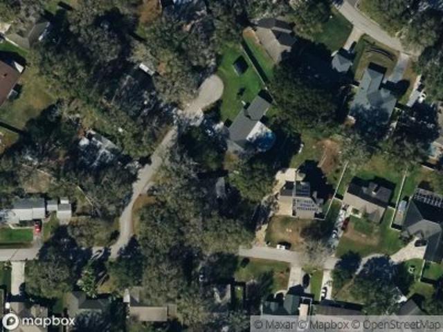 Pinecone Ct
