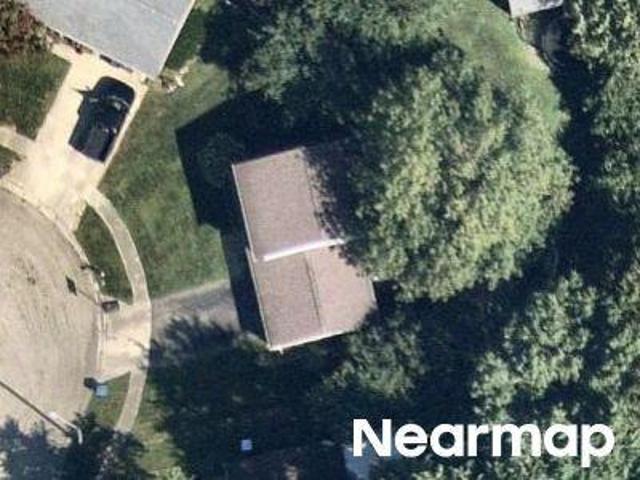 Pinecroft Ct