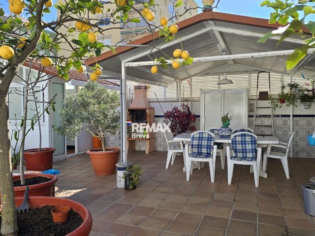 Pineda de Mar | Amplia vivienda con piscina privada, ascensor y garaje a pocos minutos de la playa