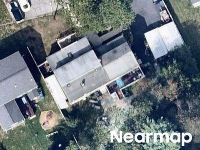 Pinehurst Ave