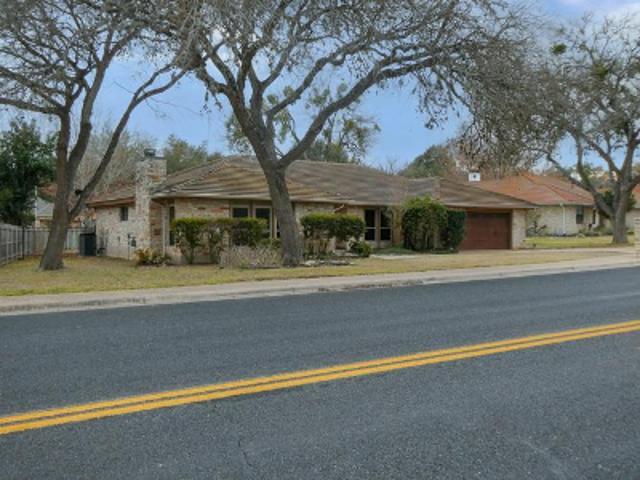Pinehurst Dr