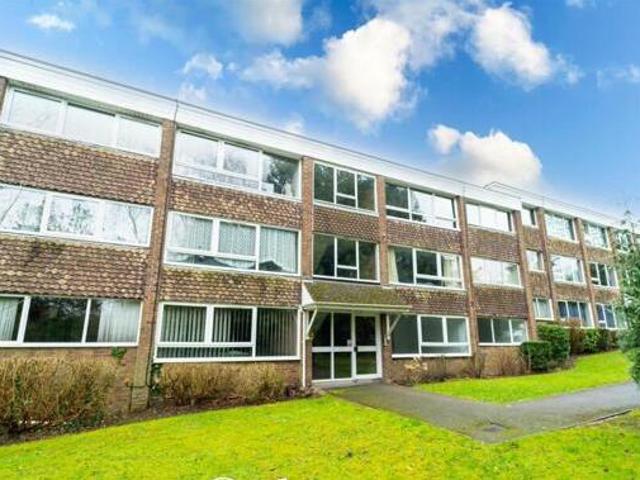 Pinehurst Drive, Birmingham, 2 Bedroom Flat