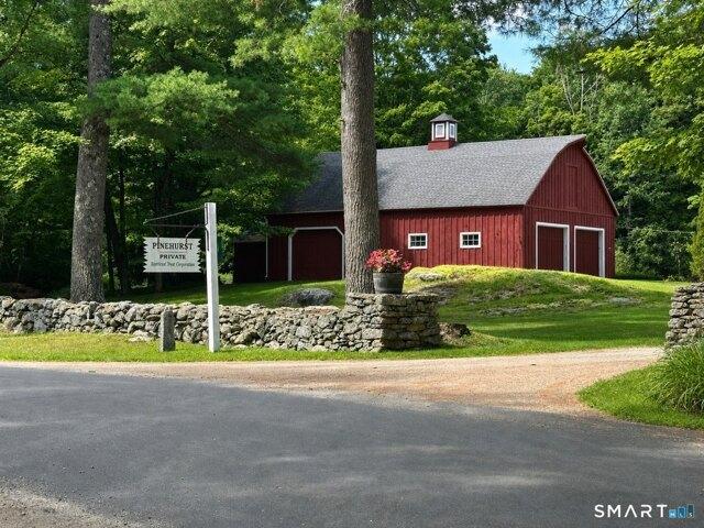 Pinehurst Rd, Hartland, Home For Sale