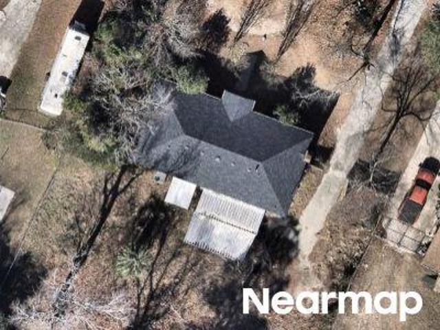 Pineland Dr