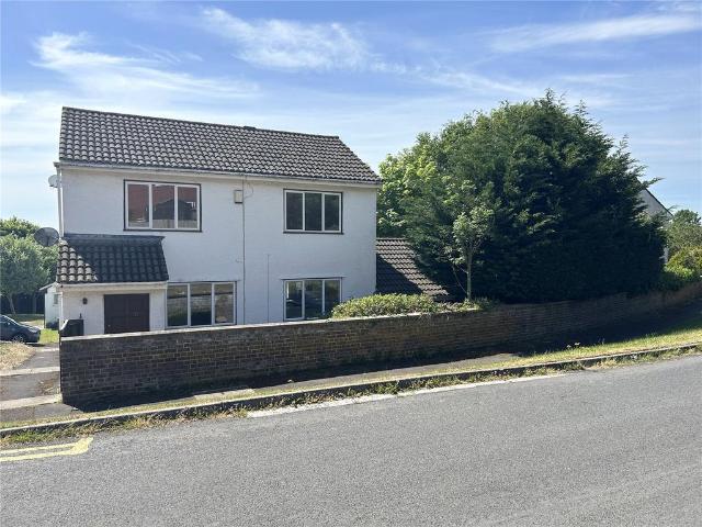 Pines Road, Bristol BS30 3 bed detached house to rent £1,495 pcm £345 pw