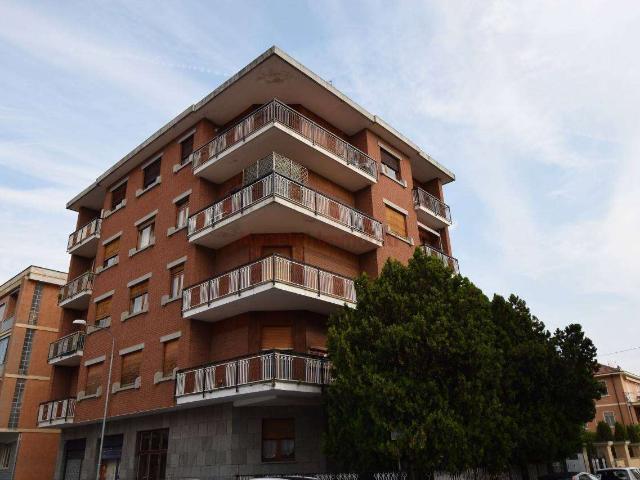 Pinerolo Quadrilocale parzialmente arredato