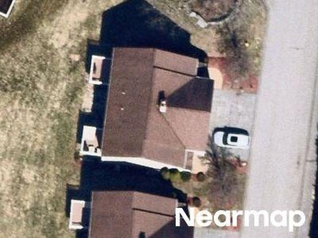 Pinewood Dr # 13b