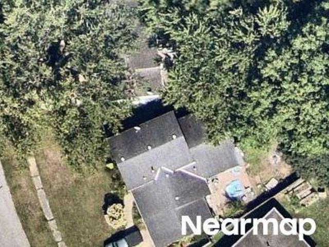 Pinewood Dr